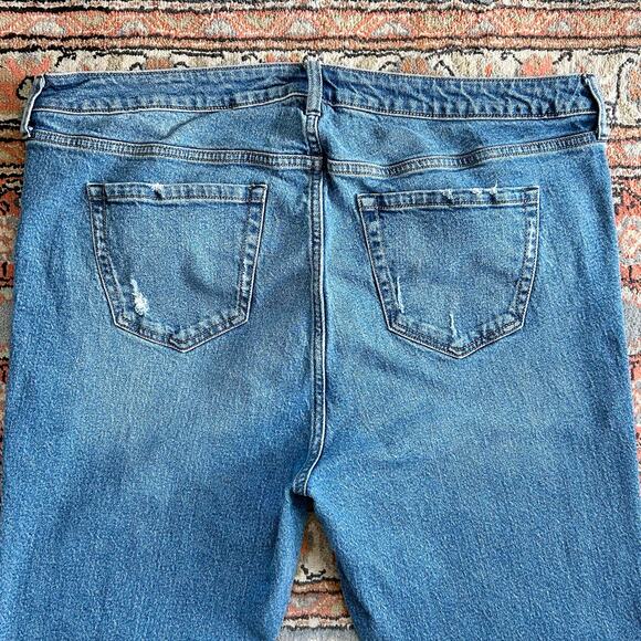 Torrid High-Rise Straight Button-Fly Distressed Stretch Denim Jeans - Picture 9 of 13